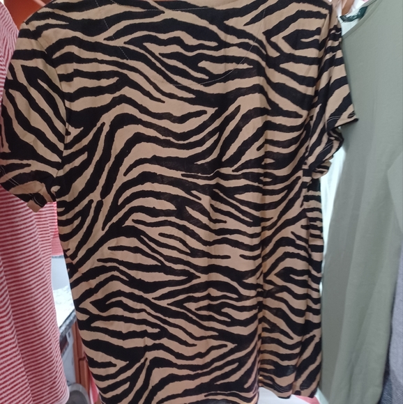 Lauren Ralph Lauren Animal print short sleeve cotton shirt NWT XL - Picture 3 of 4